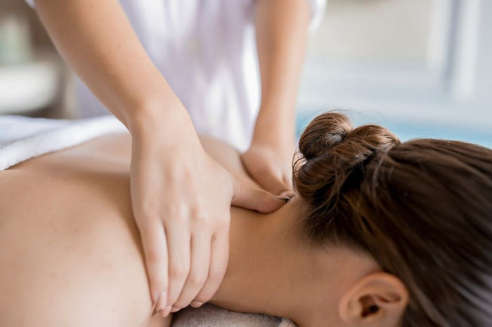 1-Hour Massage of your Choice at ELMAX Salon & Spa | at Wondergifts