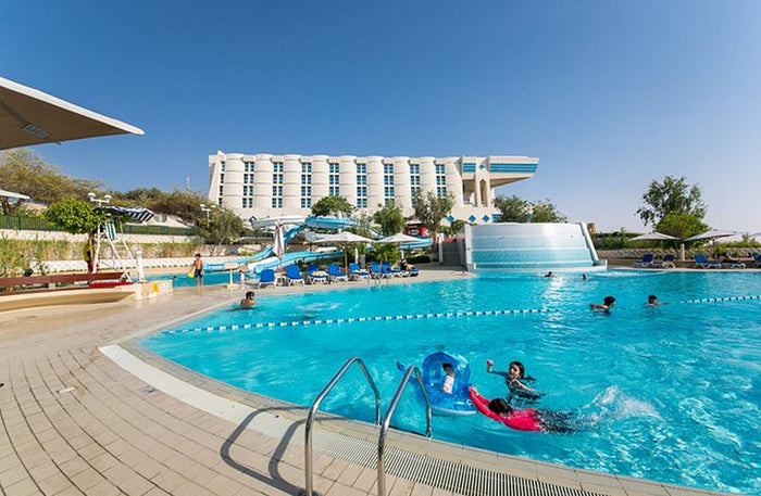Memorable Family 1-Night Summer Stay with Mountain Views at Oryx Grand Hotel Jebel Hafeet | at Wondergifts