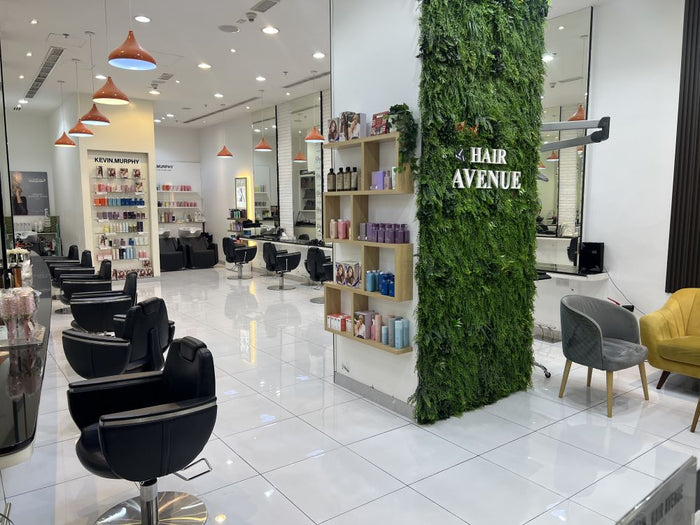 Refresh Your Look with Hair Wash, Trim, and Blowdry Special | at Wondergifts