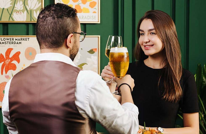 5-Star Romantic Dining Experience with House Beverages with Dubai Skyline Views at Windows Bar | at Wondergifts