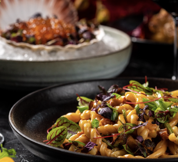 Set Menu Lunch at Ce La Vi with The Frame Entrance Tickets for 2 | at Wondergifts