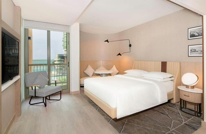 Exclusive One-Night Stay with Breakfast at Sheraton Abu Dhabi | at Wondergifts