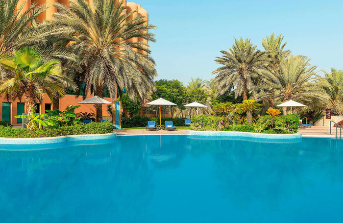 Exclusive One-Night Stay with Breakfast at Sheraton Abu Dhabi | at Wondergifts