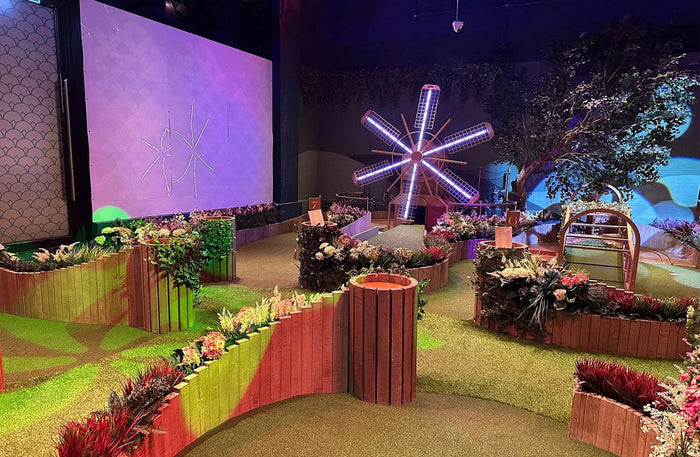 Vibrant Crazy Golf Experience with Drinks for One at Swingers Dubai