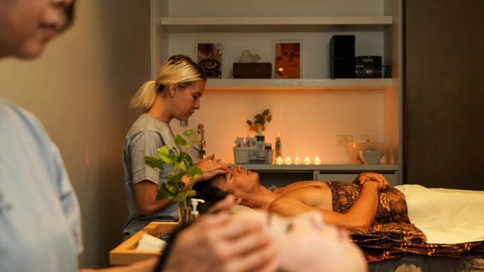 Treat Yourself and Your Partner a Blissful 1 Hour Luxurious Massage | at Wondergifts