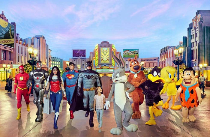 Luxury Getaways Stay & Warner Bros Adventure for Two | at Wondergifts