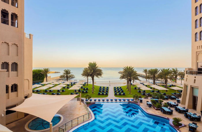 Summer Stay: Elegant One-Night Stay with Breakfast and Dinner for Two at Bahi Ajman Palace | at Wondergifts