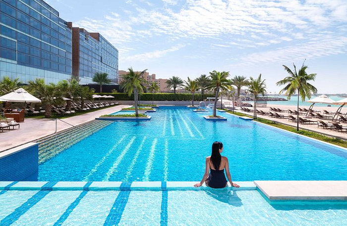 Beachfront Staycations Gift Box: Exquisite Stays by the Shore at 20+ Hotels | at Wondergifts