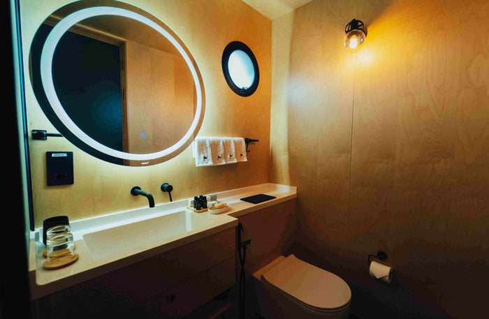 Opulent Cabin Stay with Breakfast for Up to 5 at Bab Al Nojoum | at Wondergifts