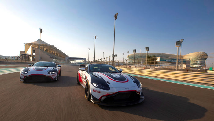 Aston Martin GT4 High-Speed Co-Pilot Experience | at Wondergifts
