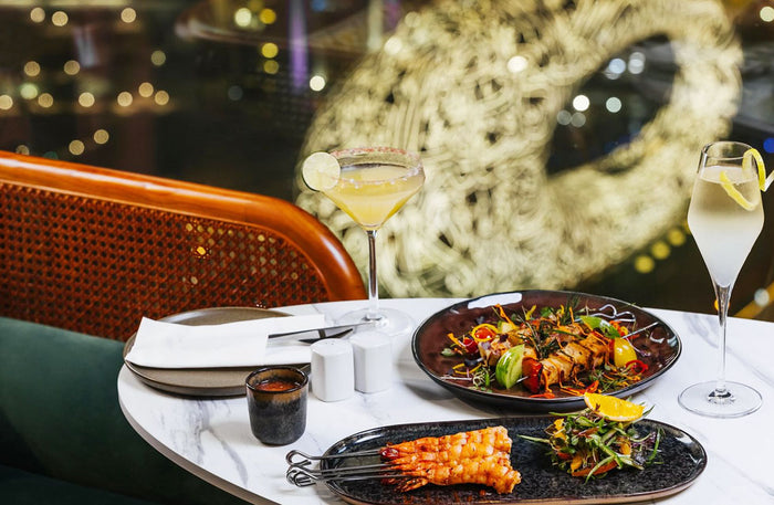 Unique Drunch for Two with House or Soft Drinks at Windows Bar and Lounge, Voco Hotel | at Wondergifts