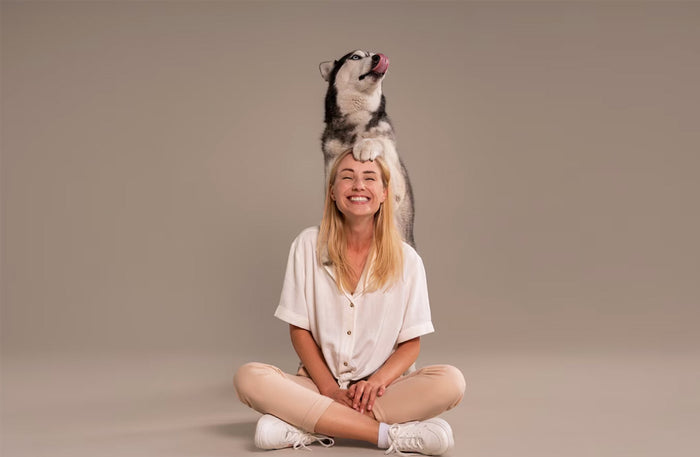 Capture the Moment: Professional Studio Photoshoot for Up to Three People | at Wondergifts