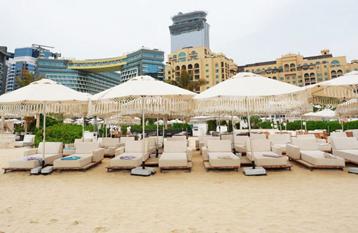 Pool and Beach Access with F&B Voucher for One at PLAYA, The Palm | at Wondergifts