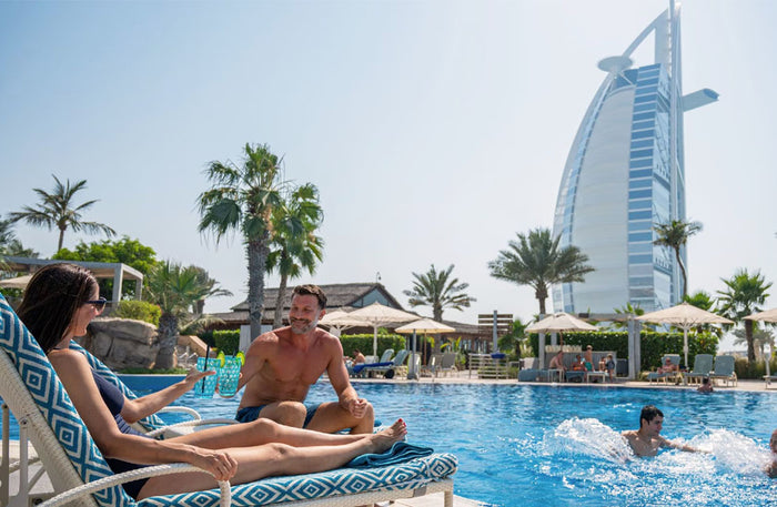 Happy Valentine's Gift Box: 200+ Selections of Gourmet, Spa, Adventures, and More | at Wondergifts