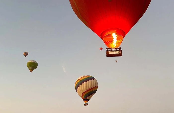 2 For 1 Hot Air Balloon Offer: 2 People Fly for the Price of 1 | at Wondergifts