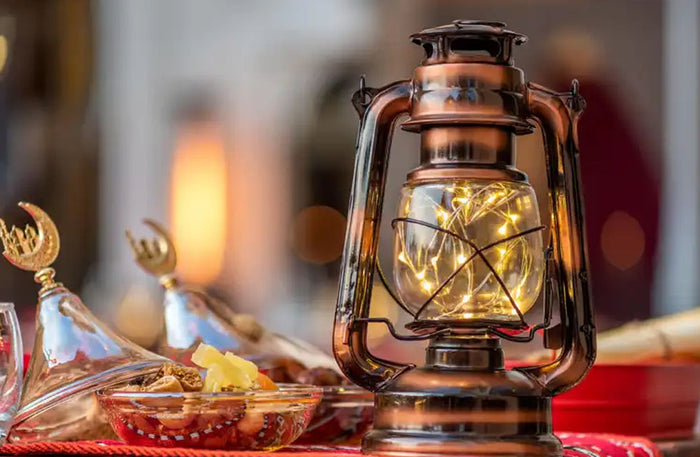 Ramadan Nights Gift Box: Premium Iftar & Suhoor Feast for Two at Top Restaurants | at Wondergifts