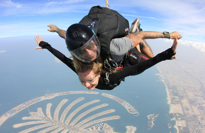 Ultimate Tandem Skydiving Experience at The Palm with Video & Photos | Flying at Wondergifts
