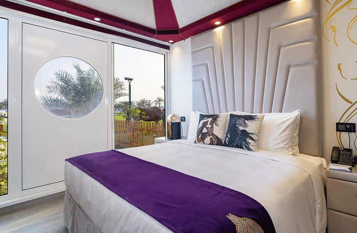 Stunning One-Night Stay in Arabic Chalet OGLE with Breakfast for Two at Nirvana Retreat | at Wondergifts