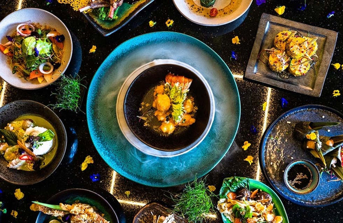 Romantic Dining and Drinks at The Pods for Two with Stunning Dubai Skyline Views | at Wondergifts