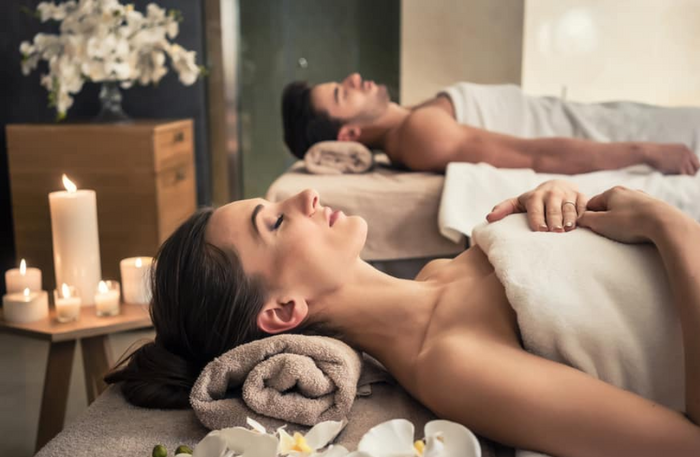 Soothing Couples Escape with a One-Hour Massage at The Biltmore Spa | at Wondergifts