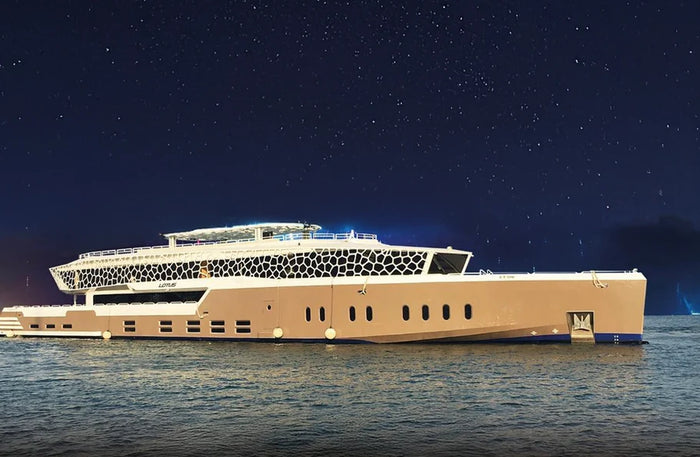 Exclusive Luxury Lotus Megayacht Dinner Cruise with Soft Drinks for One | at Wondergifts