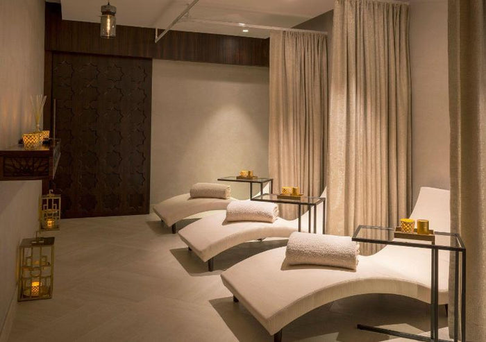 One Night Stay with Breakfast & Dinner for Two in Dubai |  at Wondergifts