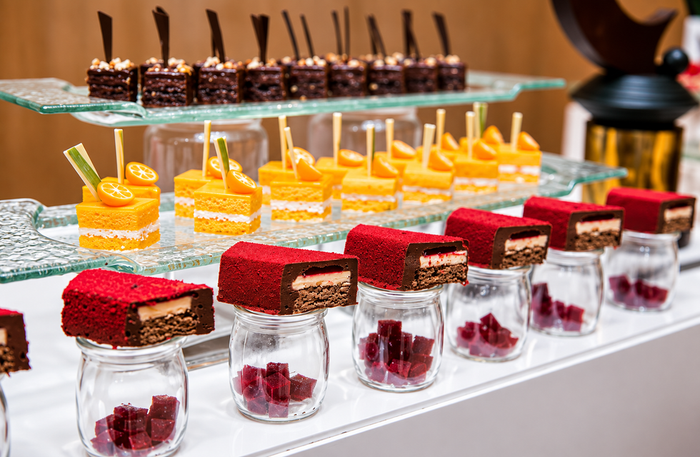 Sunkissed Brunch at Al Dhiyafa Grand Kitchen Habtoor Grand Resort | Pay for 1 Dine 2