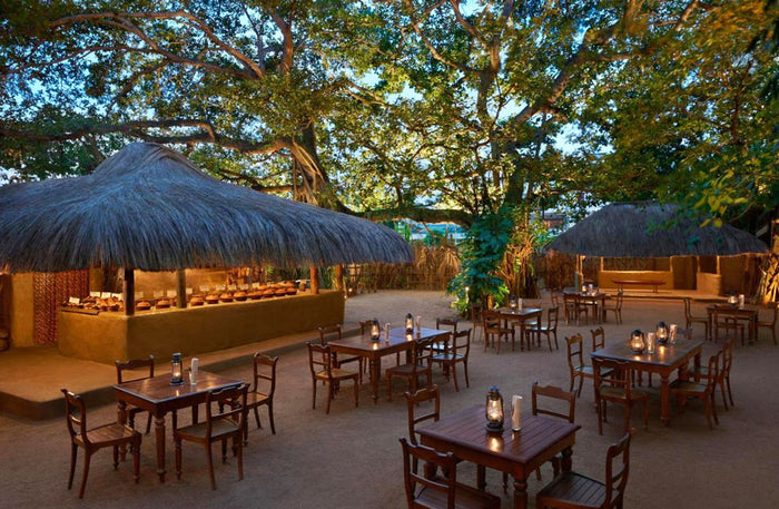 Discover Sri Lanka Gift Box: Two Nights Hotel Break for Two - Kids Go Free |  at Wondergifts