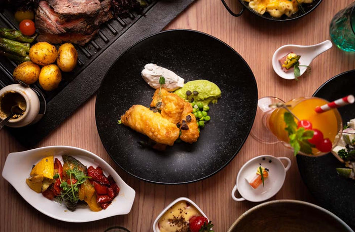 The Underground Pub's British Feast with Drinks for Two in Marina |  at Wondergifts