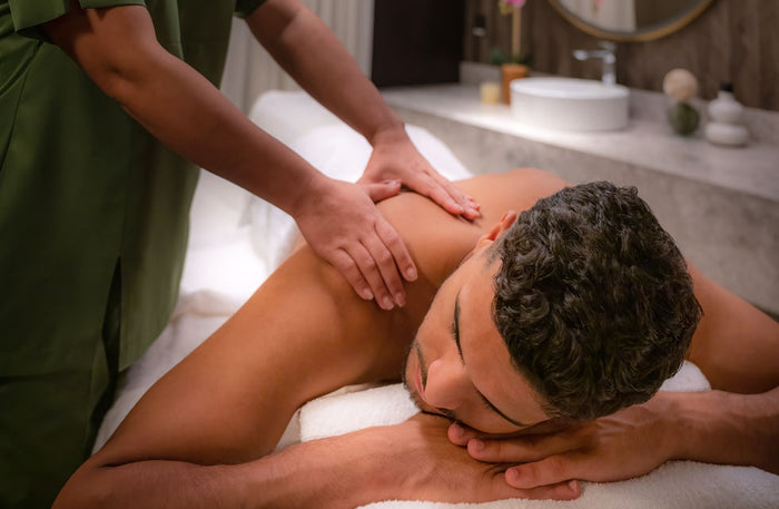 60-Minute Massage with Pool Access for One at Blu20 Spa - Radisson Blu |  at Wondergifts
