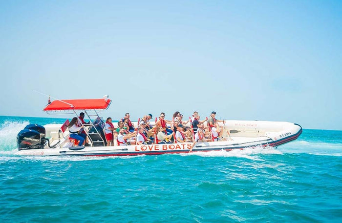 Scenic Boat Tour with Love Boats & Romantic Dinner for Two at Luciano's |  at Wondergifts