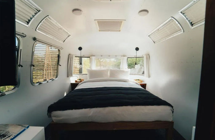 Luxury Airstream Cabin Stay with Breakfast for Two at Bab Al Nojoum |  at Wondergifts