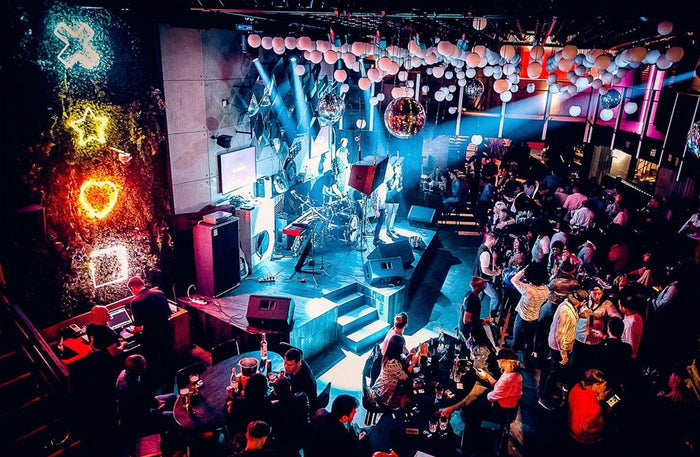 Lucky Voice Dubai - Saturday Brunch Offer with House Drinks & Karaoke | Pay for 1 Brunch for 2 Offer