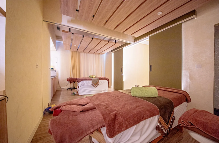 One Hour of Pure Bliss at Softouch Spa Ajman Hotel for One |  at Wondergifts