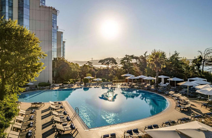 Istanbul Hotel Break Gift Box: Two Nights Stay for Two - Kids Go Free |  at Wondergifts