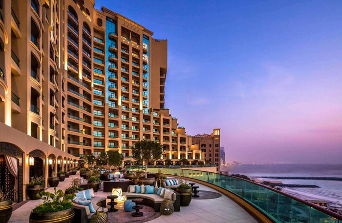 Two Night Charming Escapes Experience Gift Box - Stay at One of 100 Premier Hotels | Staycation at Wondergifts