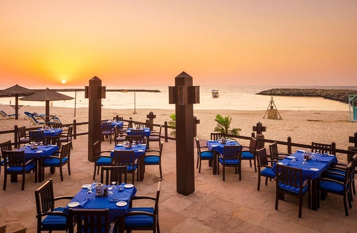 Authentic Seafood Beachfront Feast for Two at Casa Samak |  at Wondergifts