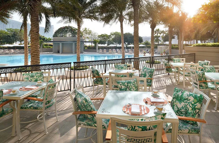 Lavish 5-Star Dinner Buffet with Drinks for Two at Giardino, Palazzo Versace |  at Wondergifts