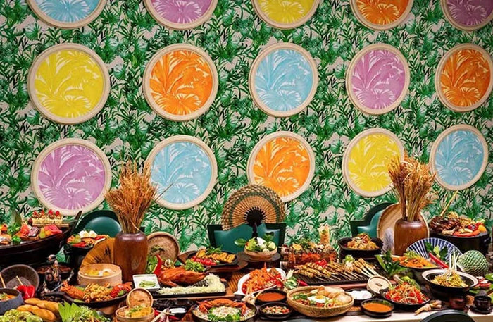 Lavish 5-Star Dinner Buffet with Drinks for Two at Giardino, Palazzo Versace |  at Wondergifts