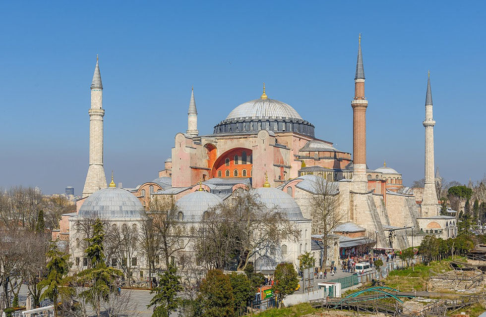 Istanbul Hotel Break Gift Box: Two Nights in Vibrant Culture for Two