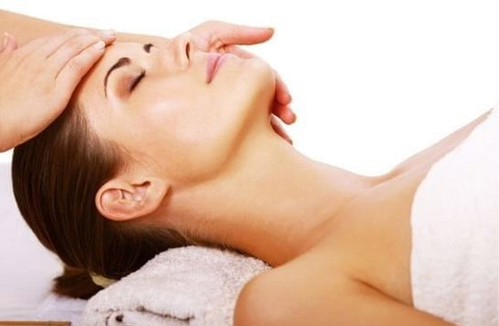 90-Minute Massage for One at Vintage Grand Hotel Spa |  at Wondergifts