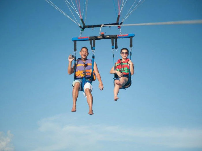 Thrilling Parasailing Offer: Pay for 1, Fly for 2 |  at Wondergifts