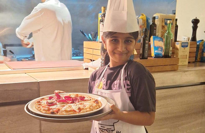 Saturday Brunch For Two With Pool Access at Radisson Blu Ajman |  at Wondergifts