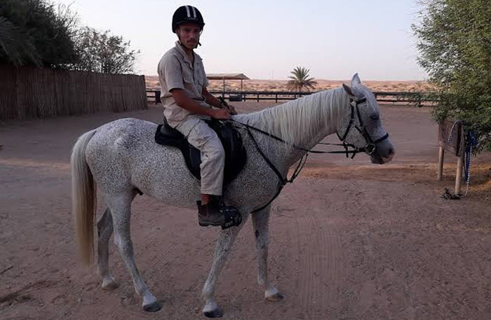 Al Maha Desert Resort - Arabian Horseback Riding Experience in the Dubai Desert