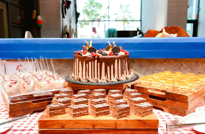 Saturday Brunch with Drinks for One at Claw BBQ Hilton Palm Jumeirah |  at Wondergifts