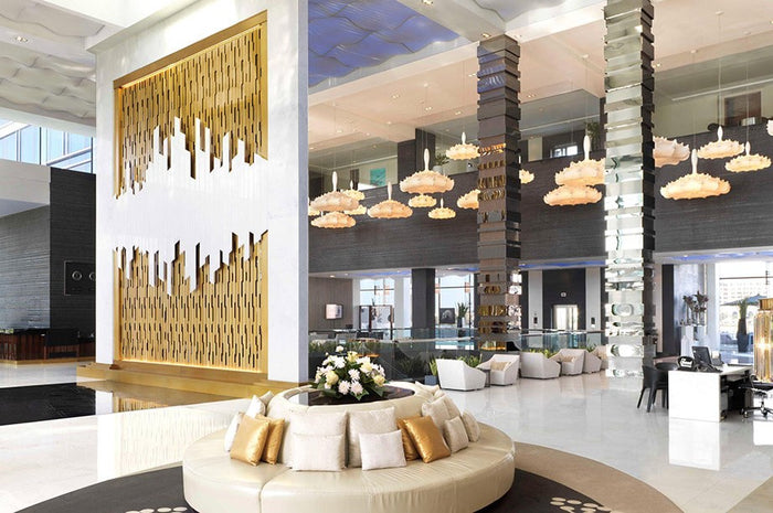 One Night Hotel Stay in Abu Dhabi with Warner Bros Tickets for Two |  at Wondergifts