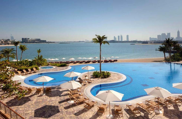 Luxurious One-Night Stay with Breakfast for Two at Andaz Dubai The Palm |  at Wondergifts
