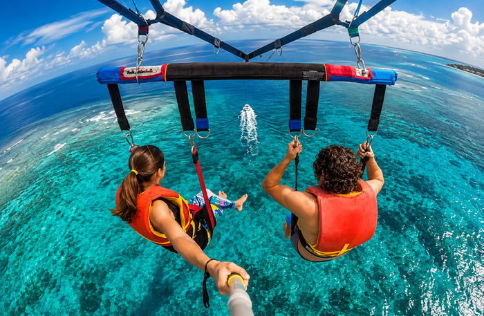 Parasailing Dubai for Two Gift Voucher | Pay 1 Fly 2