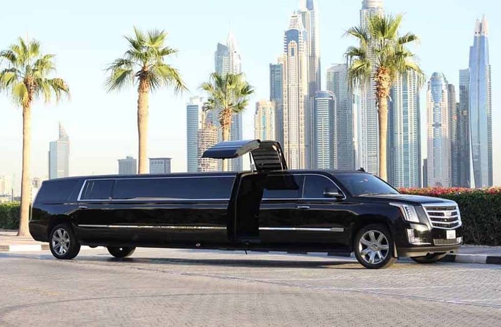 One- Hour limousine Ride in Dubai | Wondergifts.ae