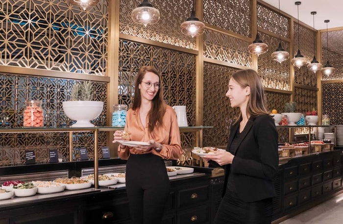 60-Minute Soothing Couples Massage and Premium Lunch at The H Hotel |  at Wondergifts